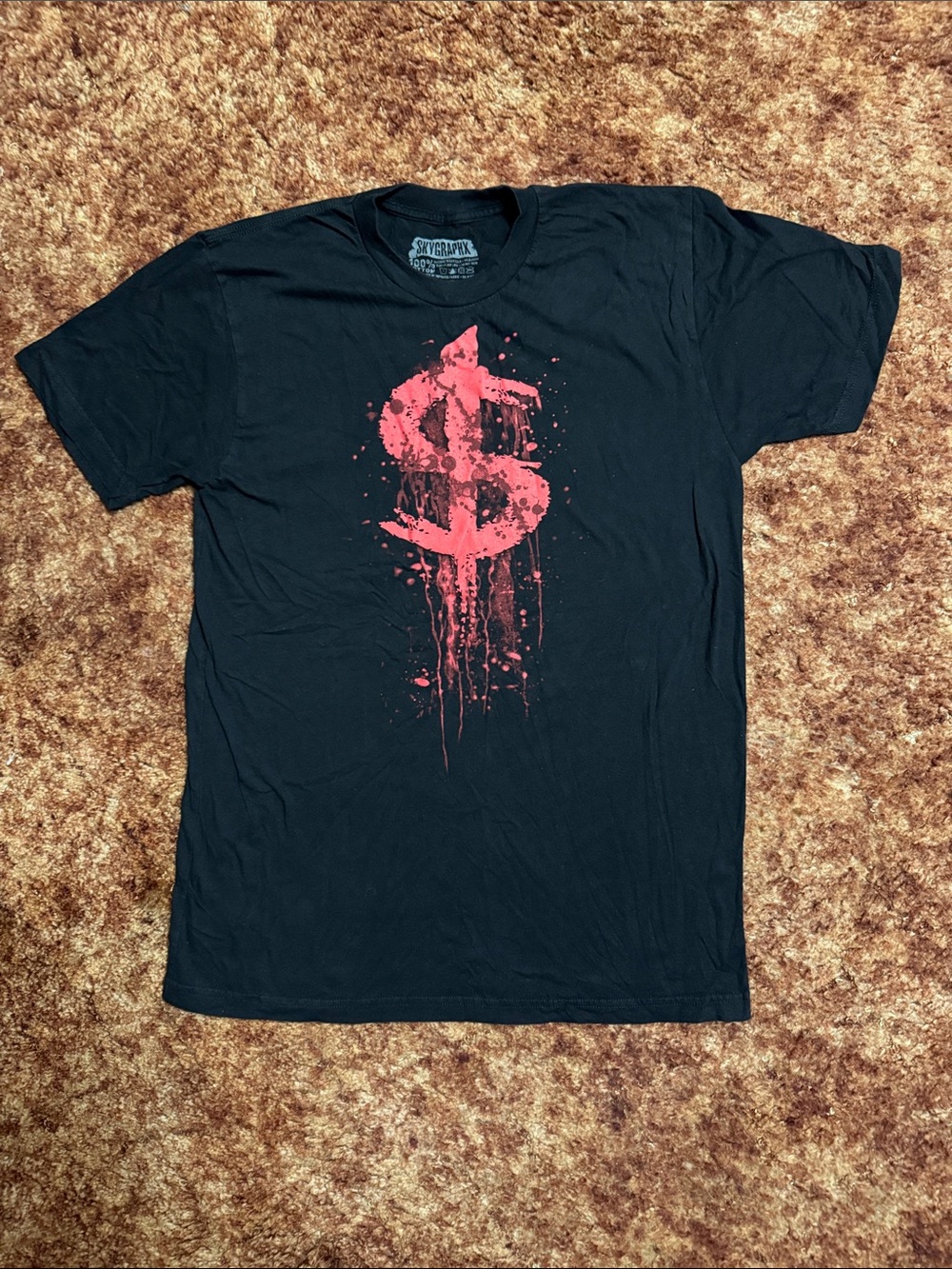 SKYGRAPHX Never Trust the Corrupt Black Short-Sleeve Tee Red Drip Dollar Print